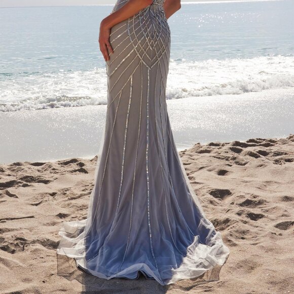 Silver or gold fitted formal dress.Prom party gala mother of the bride wedding - Picture 4 of 8